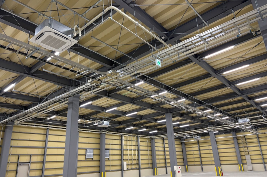 物流倉庫S様　倉庫1～4エアコン空調設備新設